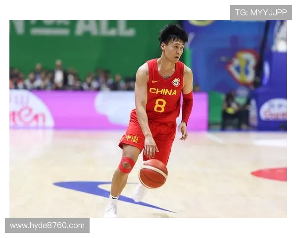 男篮回国赵睿等喜笑颜开气氛热烈 男篮回国赵睿等喜笑颜开气氛热烈